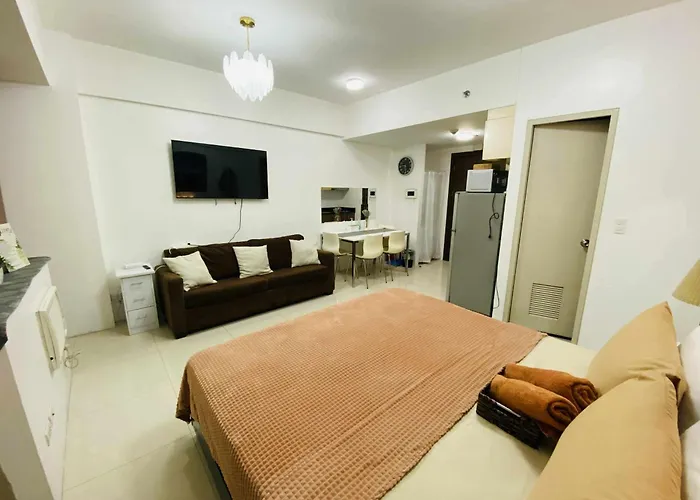 Bekipay At One Palm Tree Right Across Naia 3 Apartment *