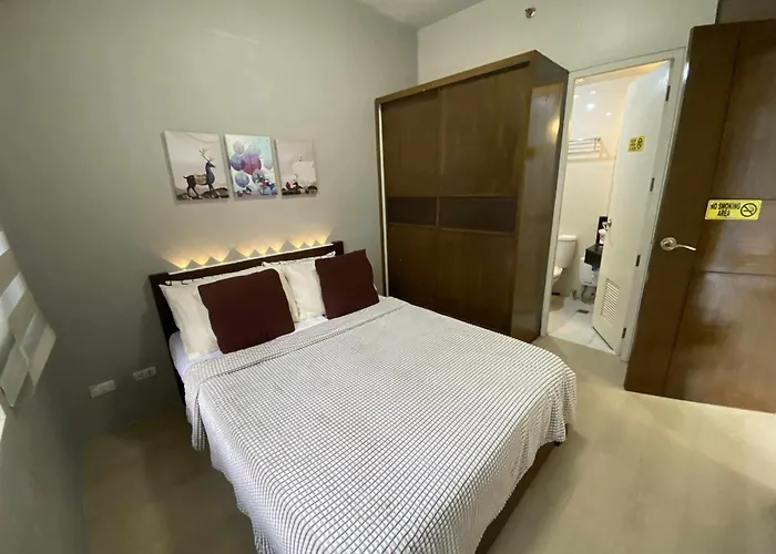 Bekipay At One Palm Tree Right Across Naia 3 Apartment Manila